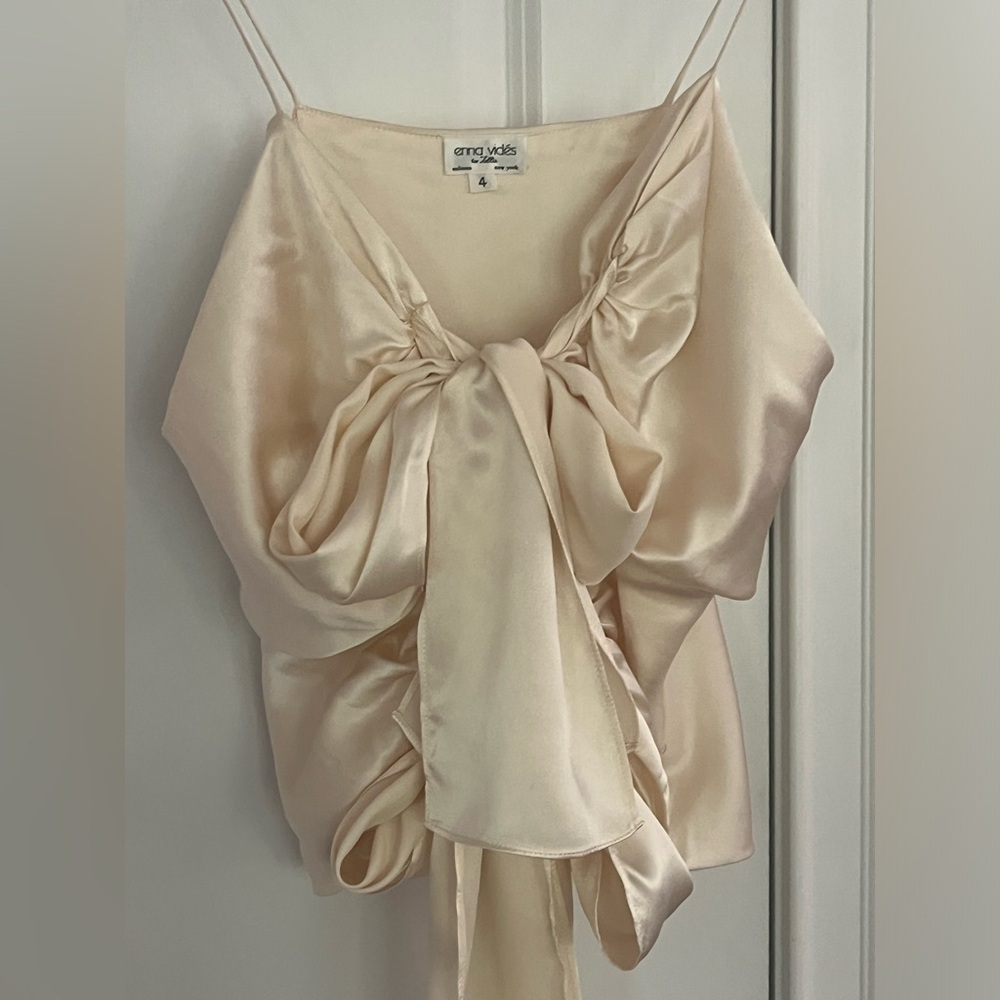 Enna Vides for Tallia 100% silk spaghetti straps top sz. S with bow ties front